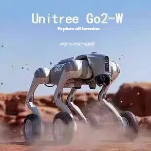 كلب روبوت Unitree Go2 W متعدد التضاريس، مصنوع من سبيكة معدنية، يتميز بدوران 360 درجة وقدرة على المشي في مختلف أنواع التضاريس، مثالي للعروض التوضيحية. 