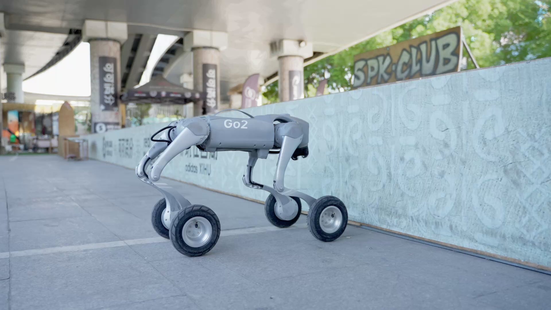 Unitree Go2 W All-terrain robot dog Alloy Body Robotic Dog with 360 Degree Rotation & Multi Terrain Walking for Demo Show